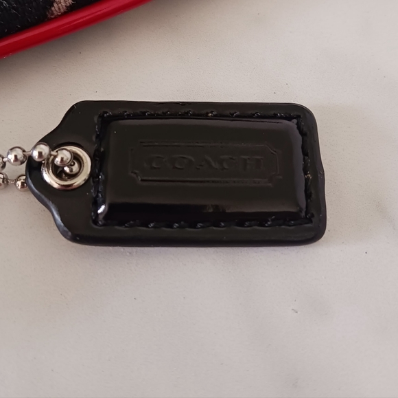 Coach Park Ocelet Small Wristlet - Picture 15 of 15